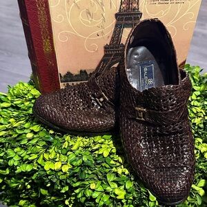 Balenciaga women brown Woven Shoes